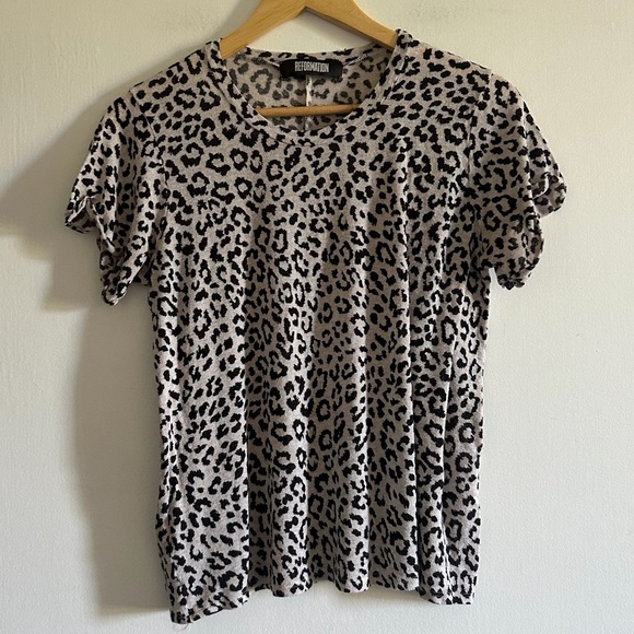 Reformation Tops - Reformation Leopard Cheetah Print Soft Classic Short Sleeve Tee T-Shirt size M